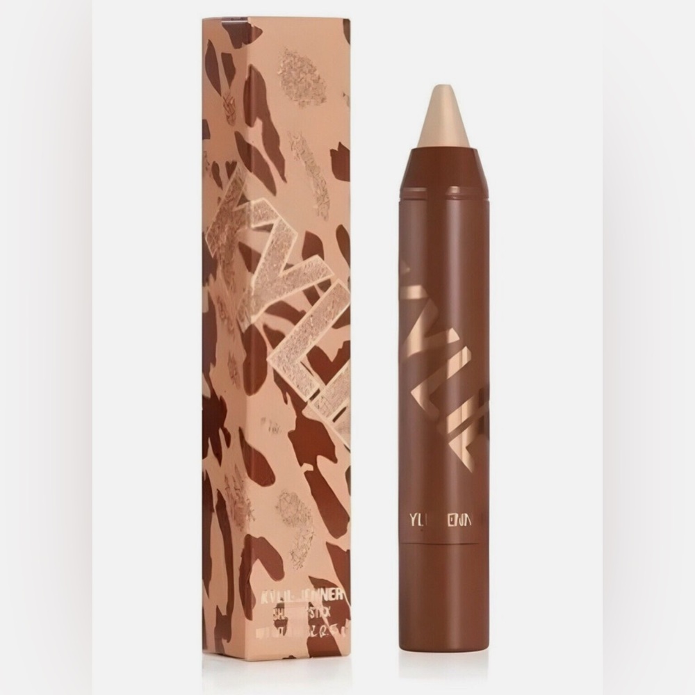 Kylie cosmetics NWT SHADOW stick -color Catch Me If You Can